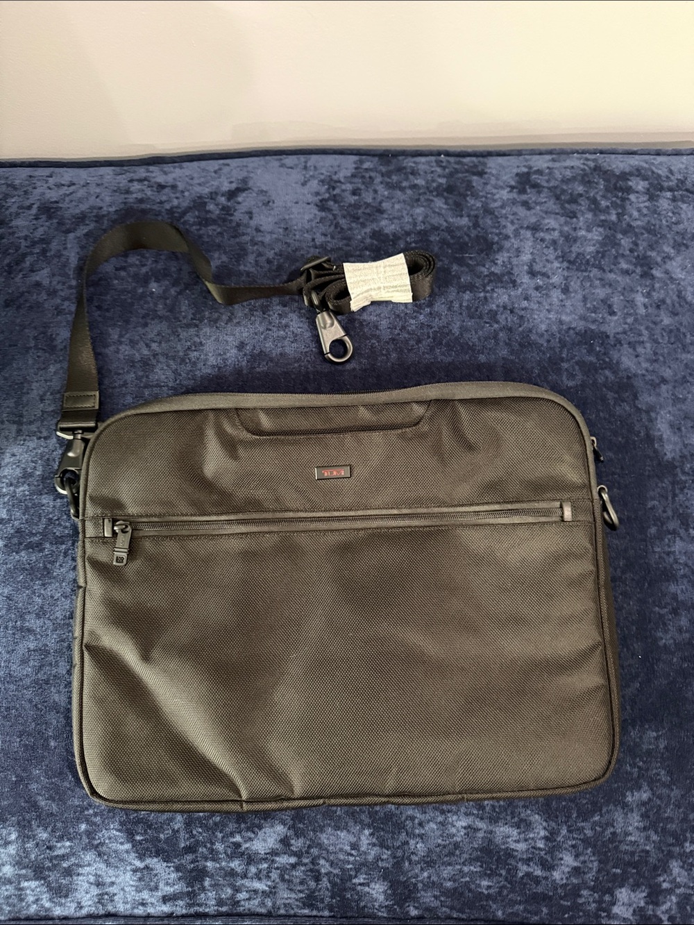 Tumi Black Laptop Messenger Bag with Shoulder Strap